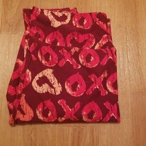 Lularoe OS Valentines leggings- brand New!
